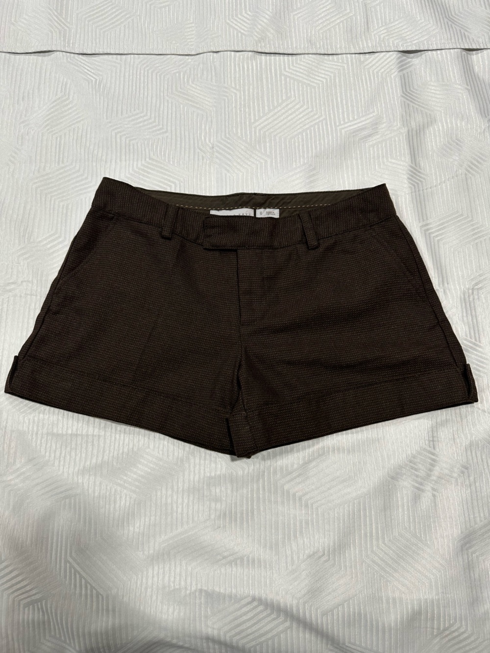Old Navy Brown Herringbone Tweed Cuffed Shorts - Size 6 - Dark Academia